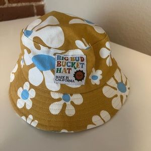 Big Bud Yellow Floral Bucket Hat!